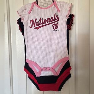 MLB Washington Nationals Baby Girls 3/6 Month Bodysuit NWT Baseball Snoopy